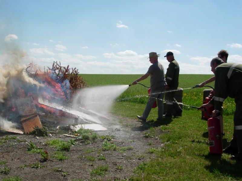 feuerlschervorfhrung 16.05.2015 013