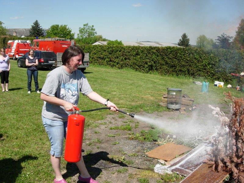 feuerlschervorfhrung 16.05.2015 017