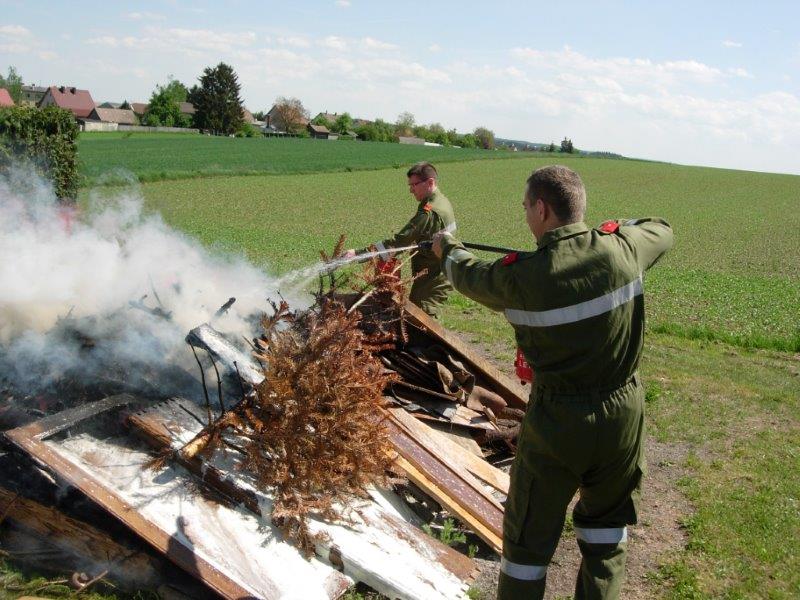 feuerlschervorfhrung 16.05.2015 025
