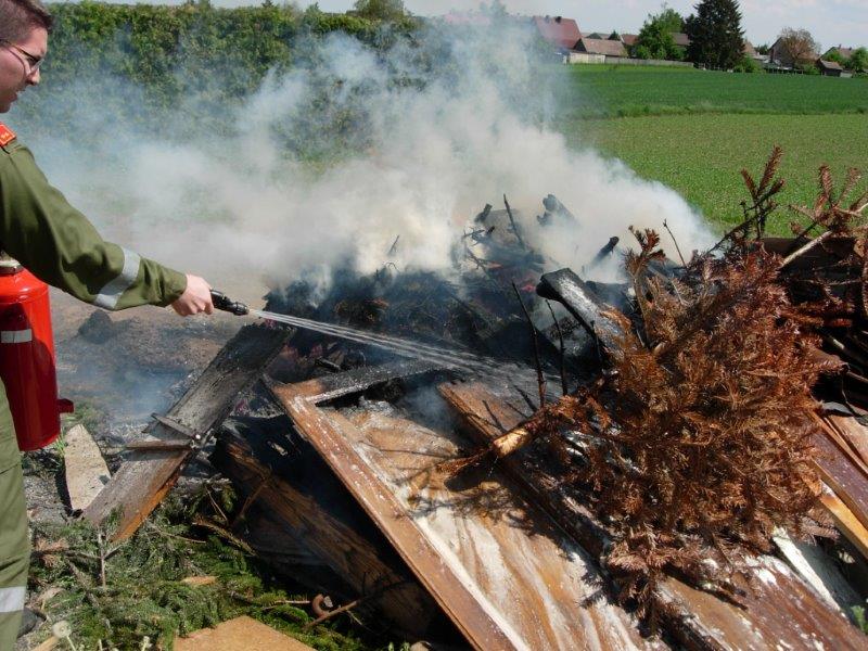 feuerlschervorfhrung 16.05.2015 028