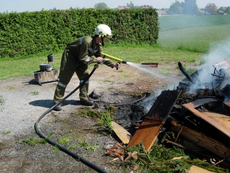 feuerlschervorfhrung 16.05.2015 037