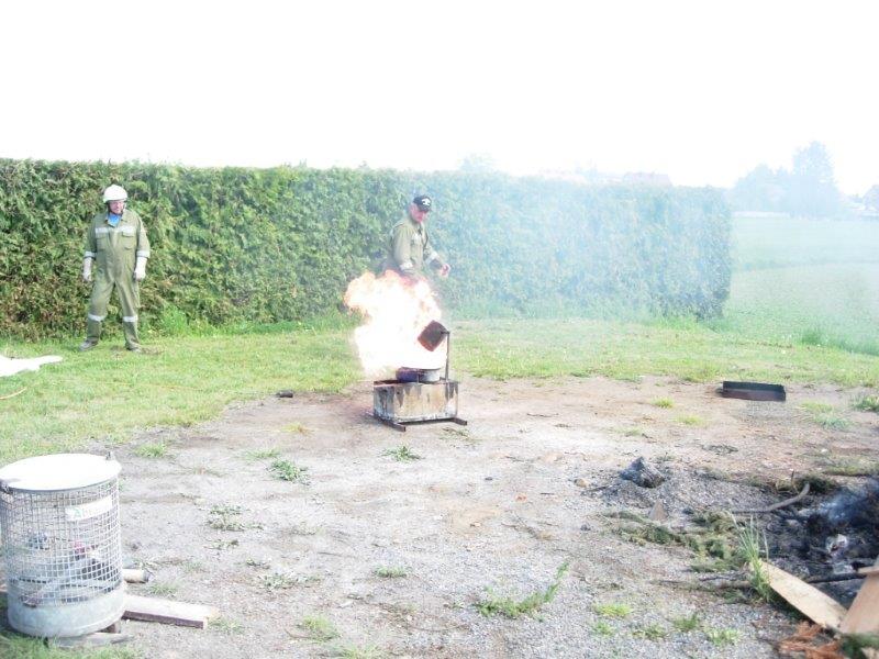 feuerlschervorfhrung 16.05.2015 048