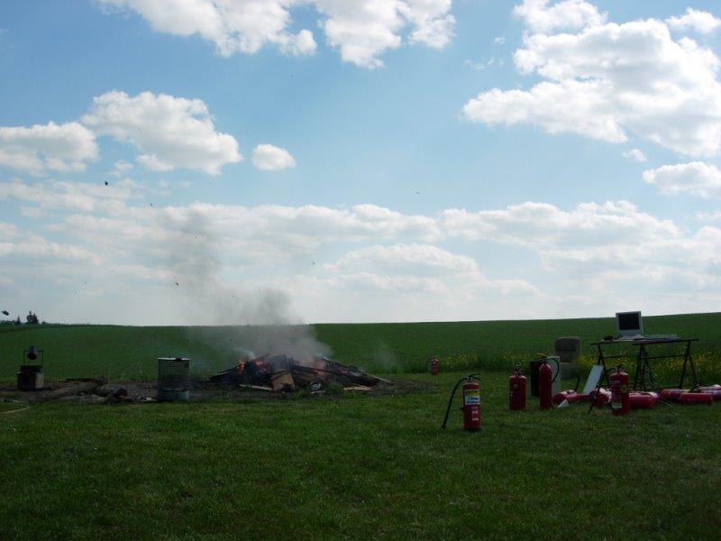 feuerlschervorfhrung 16.05.2015 069