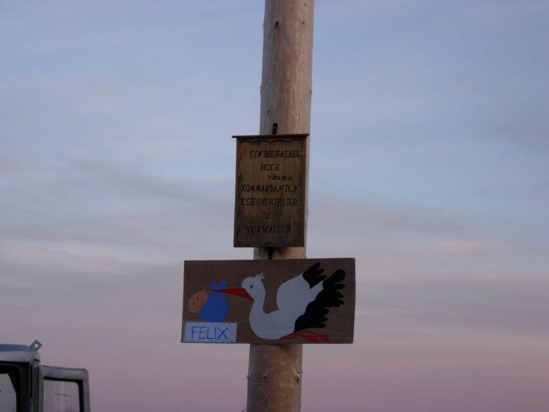 Maibaum aufstellen 30-04-2016 024