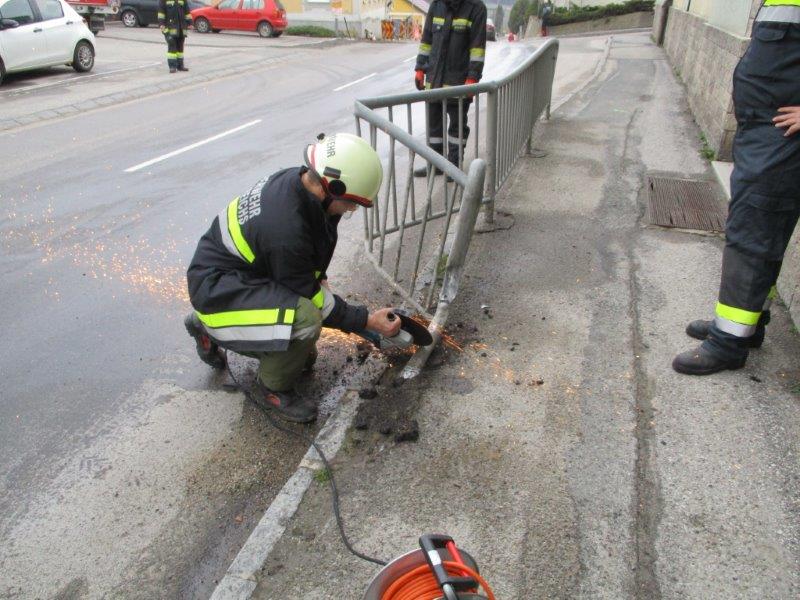 Fahrzeugbrand 08-04-2016 008