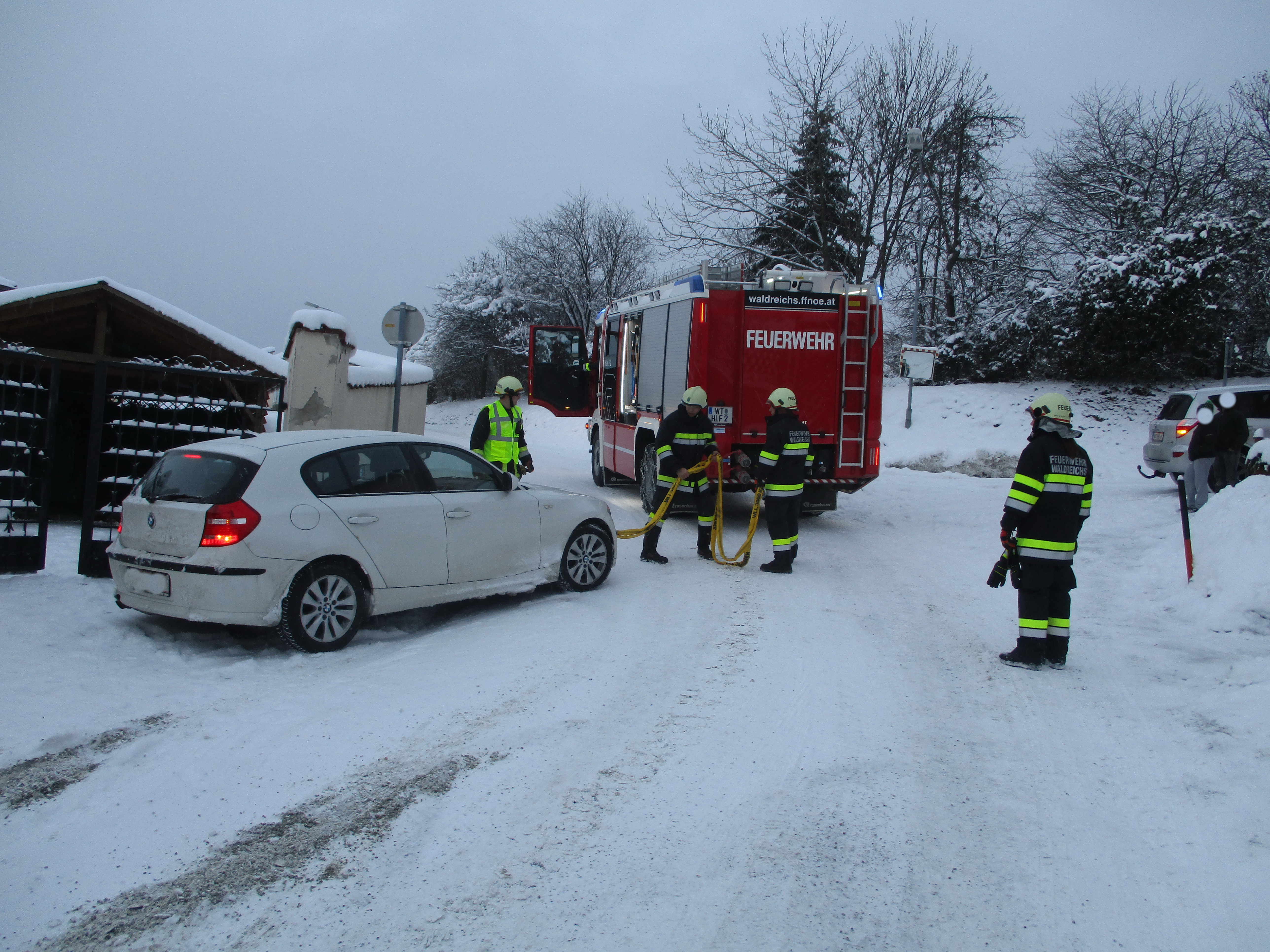 Einsatz Fahrzeugbergung Hauptstr. 18 15.12.2018 014