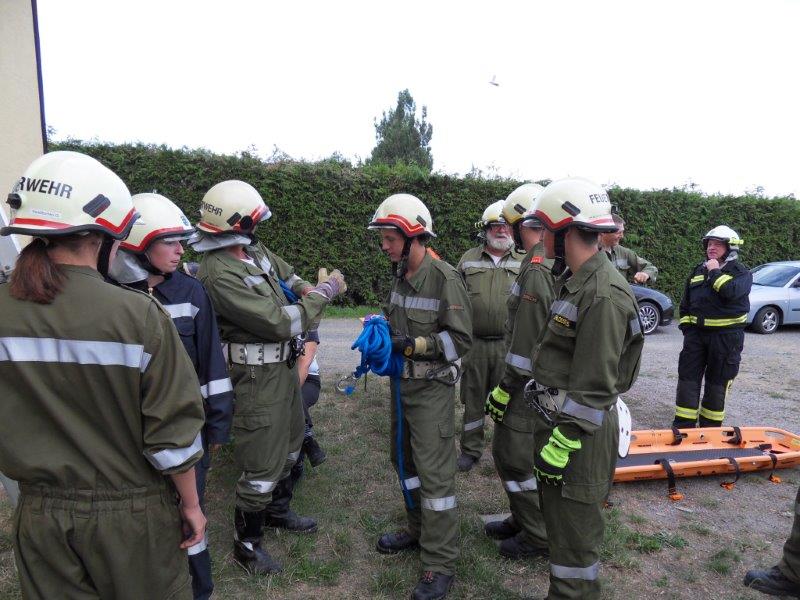 Monatsuebung 01-08-2015 011