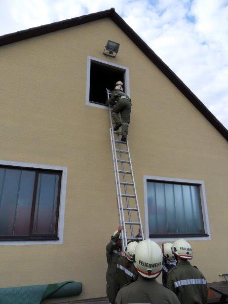 Monatsuebung 01-08-2015 012